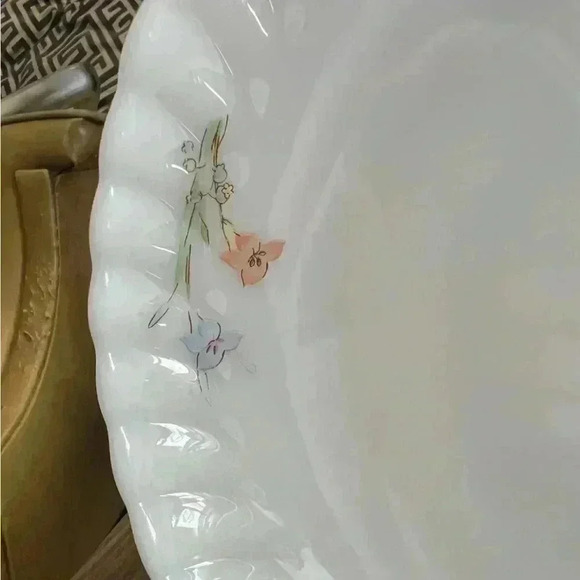 Indopal Milk Glass  Bowl Vintage Floral - Picture 3 of 4